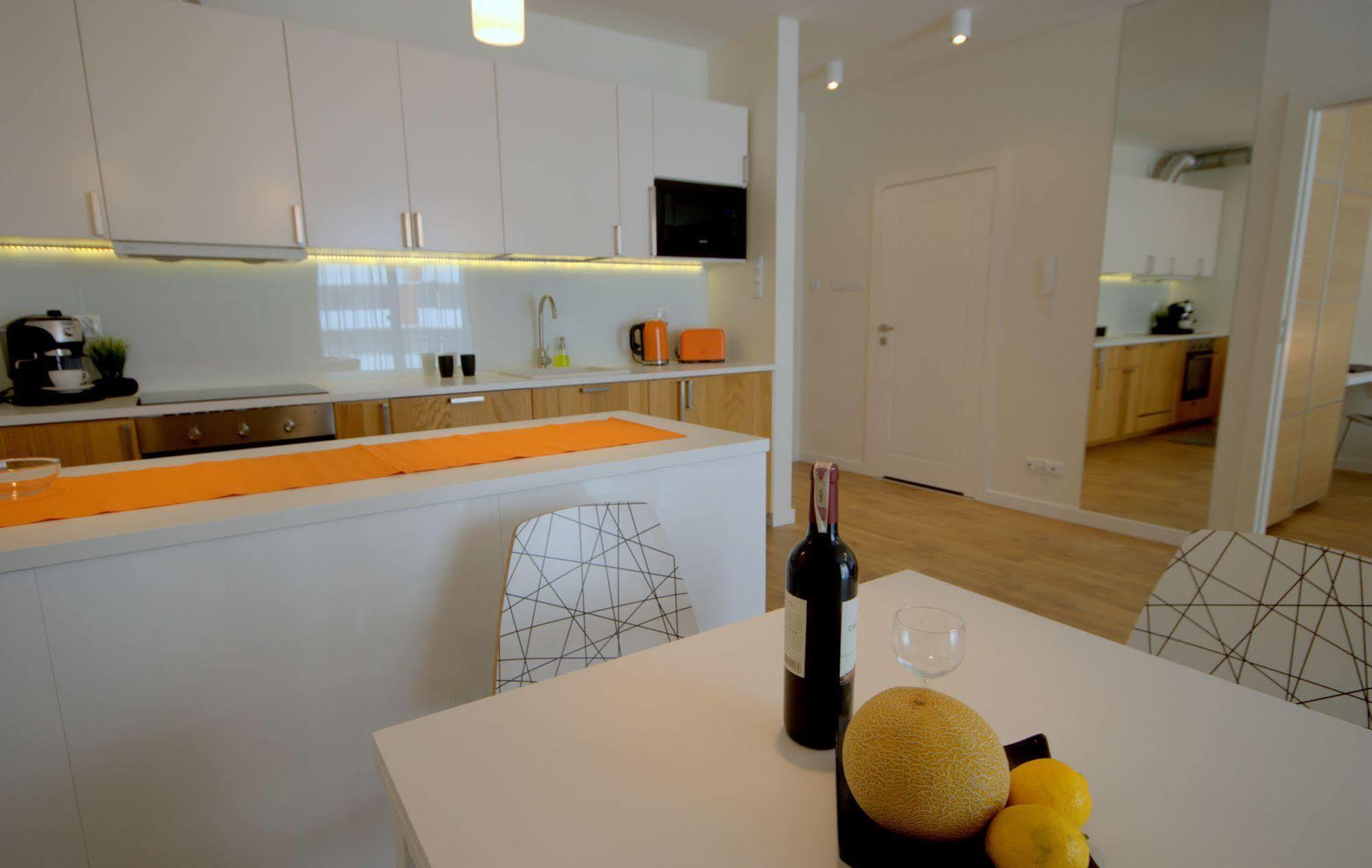 Irs Royal Apartments Apartamenty Irs Trzy Zagle Гданск Екстериор снимка
